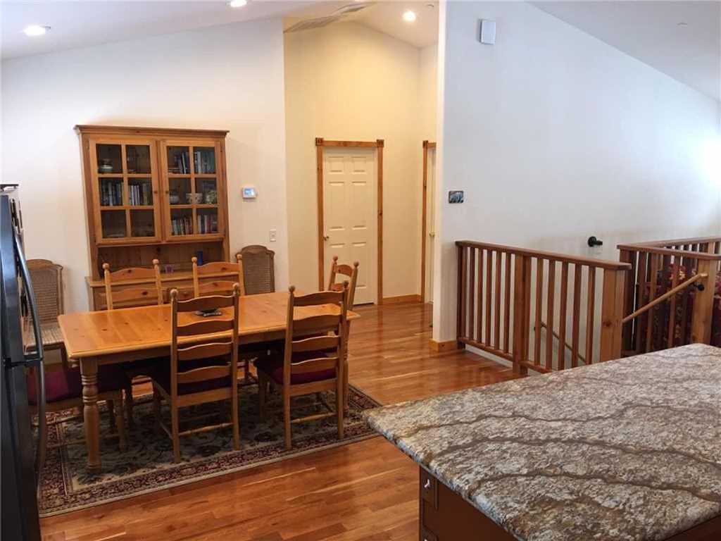 793 Hazel Home Main image 1
